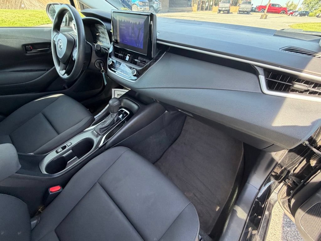 Used 2023 Toyota Corolla LE FWD image 36