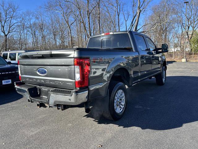 Certified 2017 Ford F250 XLT w/ FX4 Off-Road Package image 5