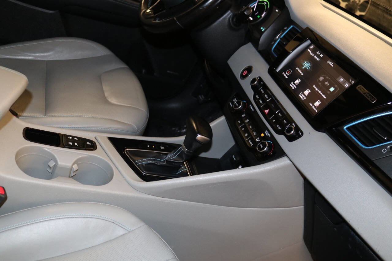 Used 2018 Kia Niro EX Premium image 46