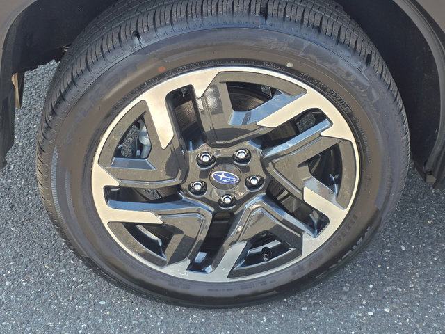 Certified 2025 Subaru Forester Premium image 27