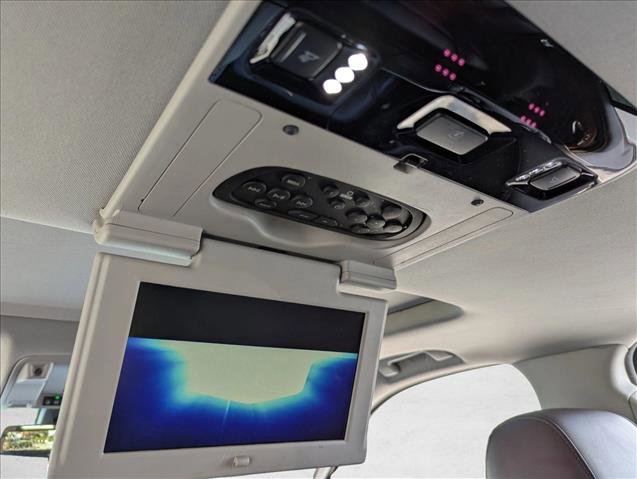 Used 2019 Cadillac Escalade Premium Luxury image 20