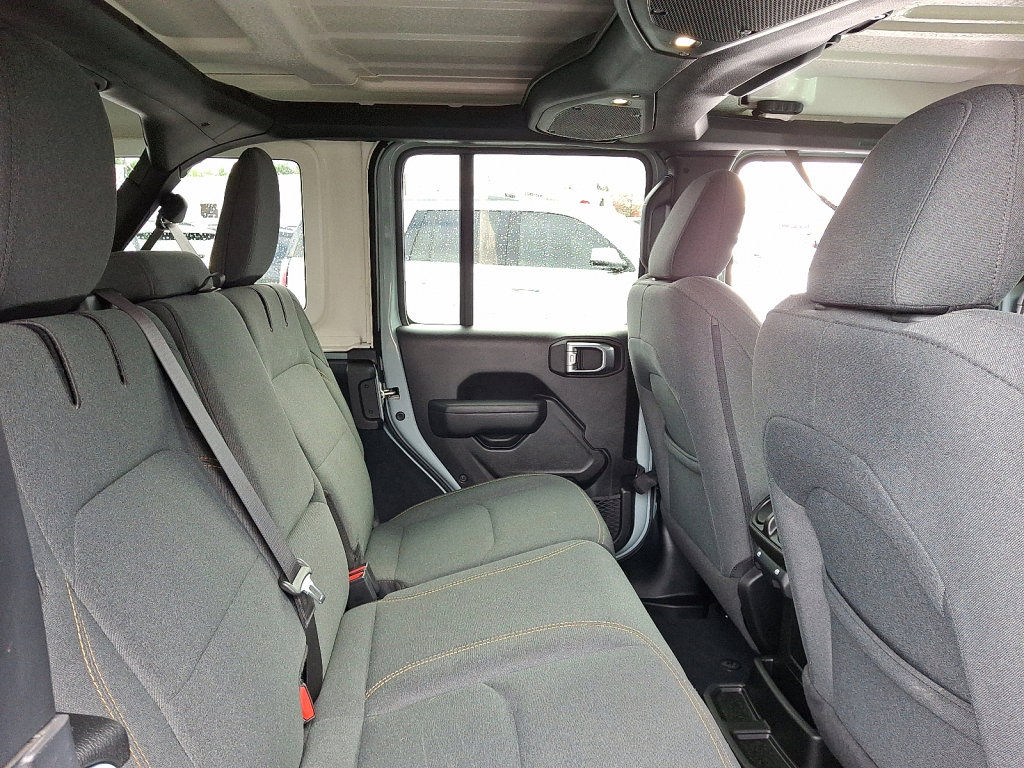 Certified 2024 Jeep Wrangler Unlimited AWD/4WD image 15