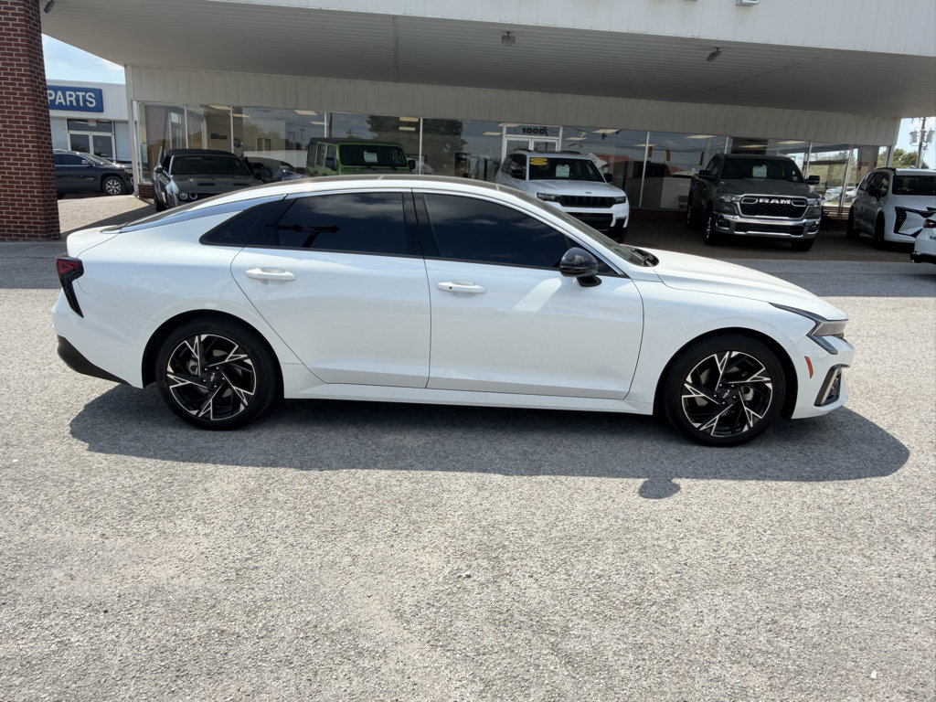Used 2025 Kia K5 GT-Line w/ GT-Line Premium Package FWD image 4