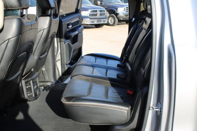 Used 2019 RAM 1500 Laramie AWD/4WD image 40