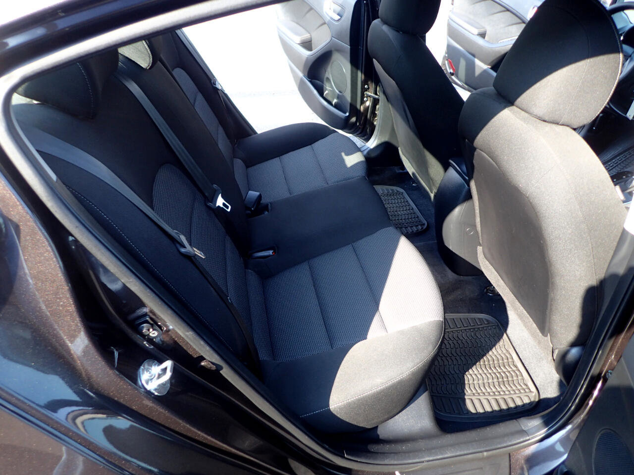 Used 2018 Kia Forte LX FWD image 11