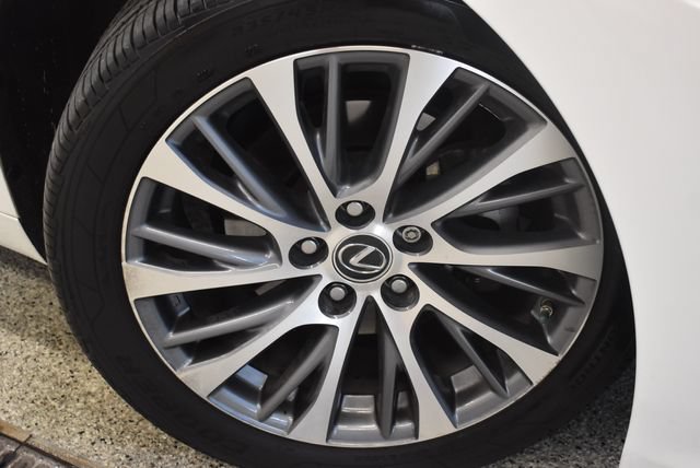 Used 2021 Lexus ES 250 w/ Premium Package AWD/4WD image 31