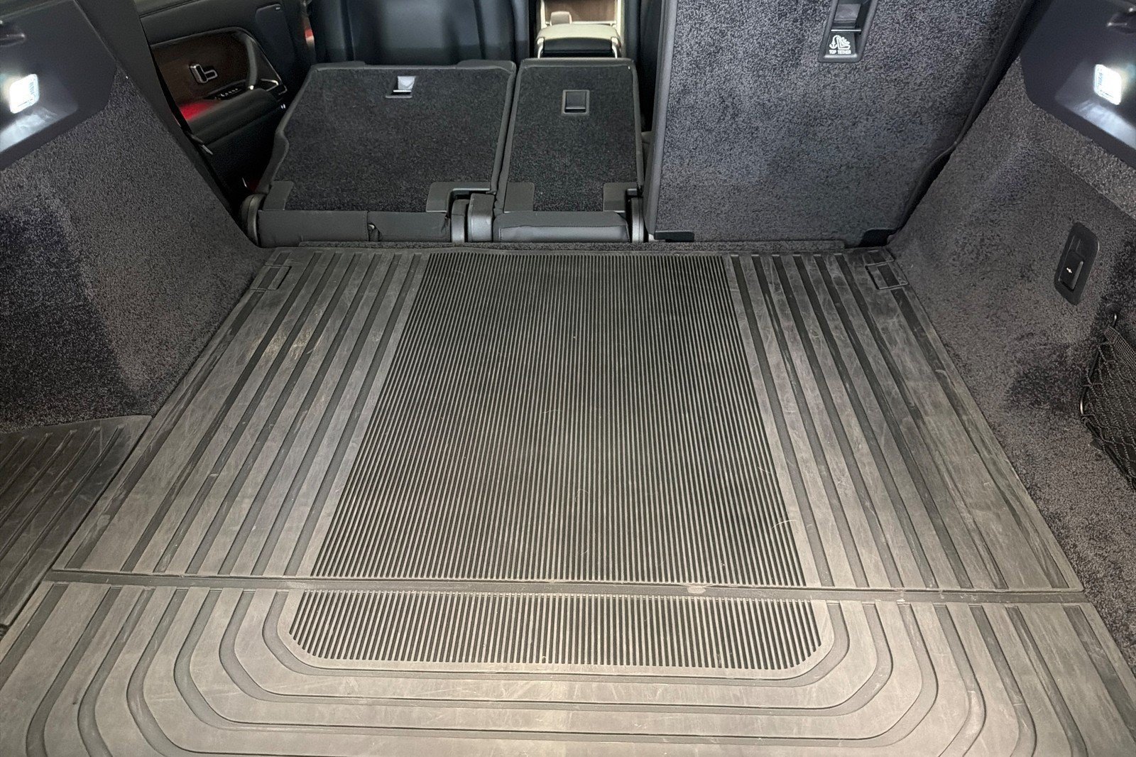 Certified 2025 Land Rover Range Rover SE AWD/4WD image 26