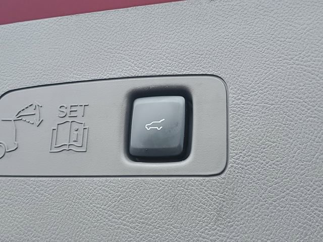 Certified 2023 Lincoln Corsair AWD w/ Equipment Group 101A image 8