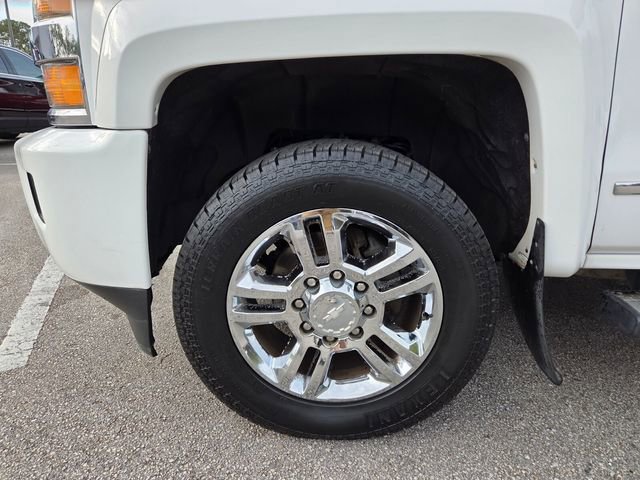 Used 2016 Chevrolet Silverado 2500 High Country w/ Duramax Plus Package AWD/4WD image 11