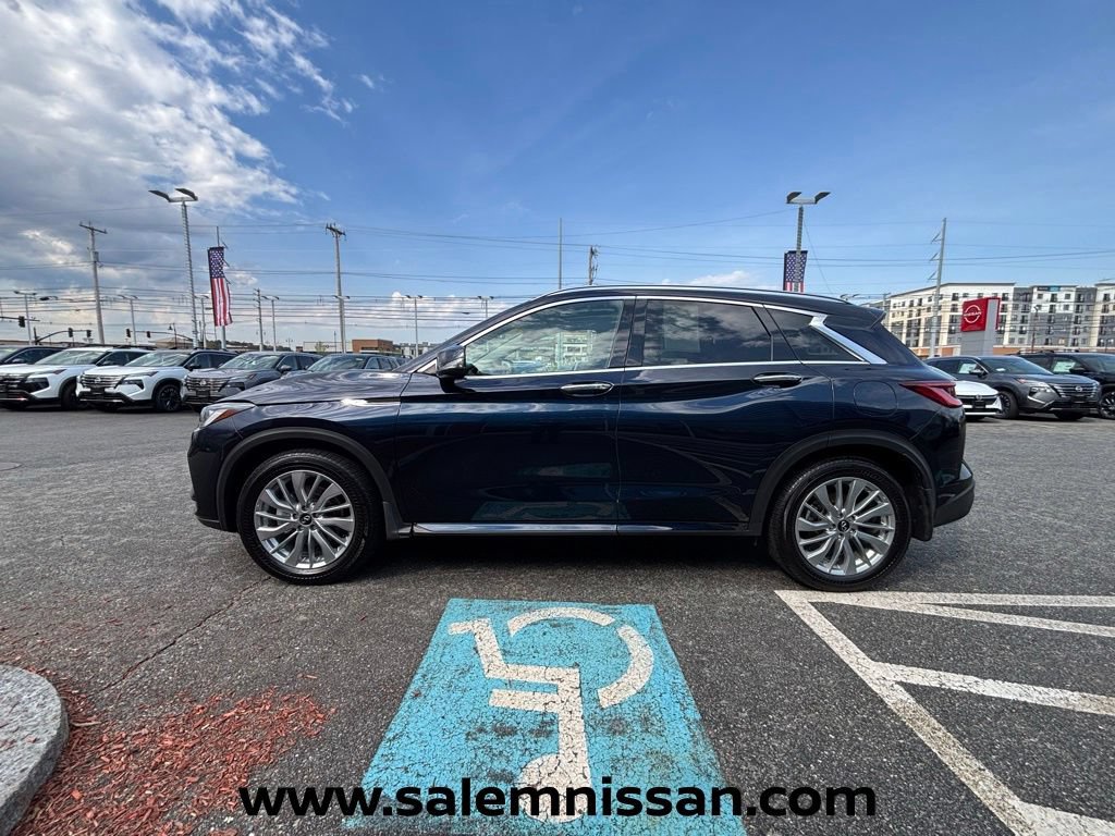 Used 2023 INFINITI QX50 Luxe AWD/4WD image 4