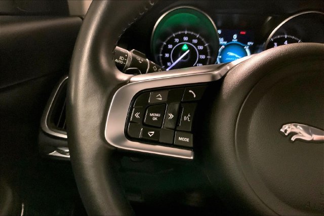 Certified 2020 Jaguar E-PACE AWD/4WD image 19