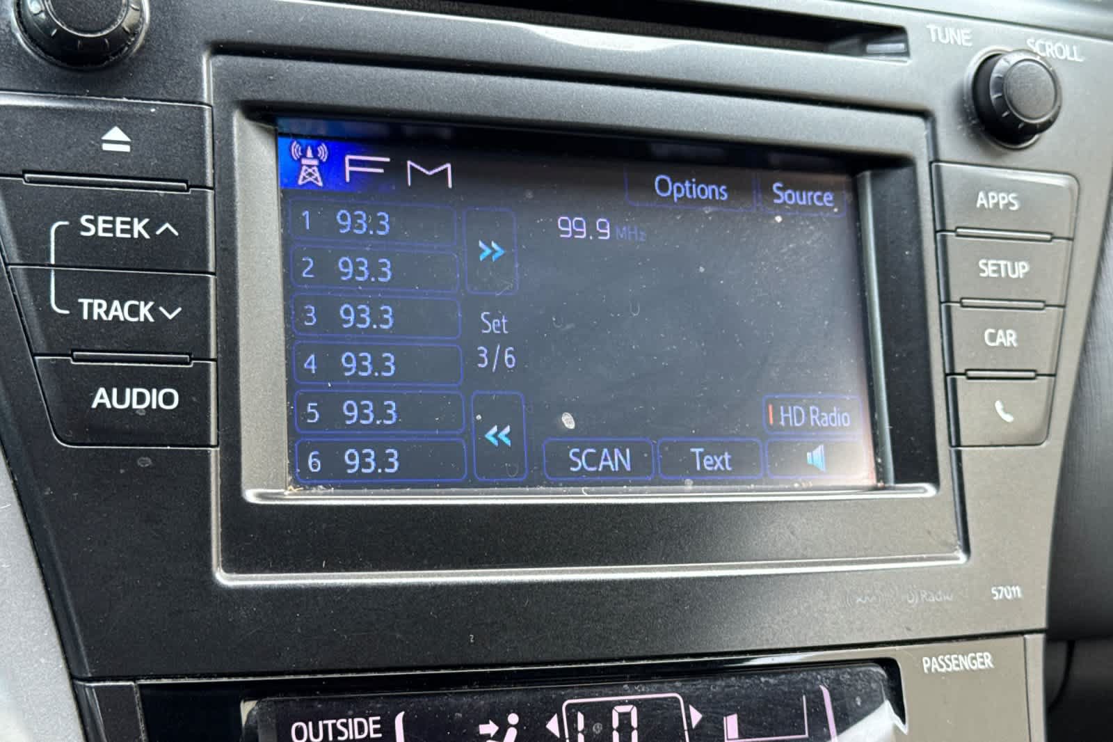 Used 2014 Toyota Prius V Five FWD image 21