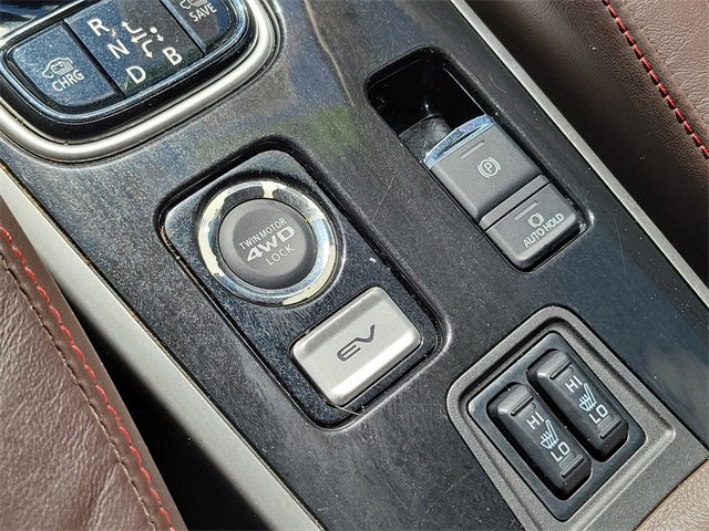 Used 2018 Mitsubishi Outlander SEL image 28