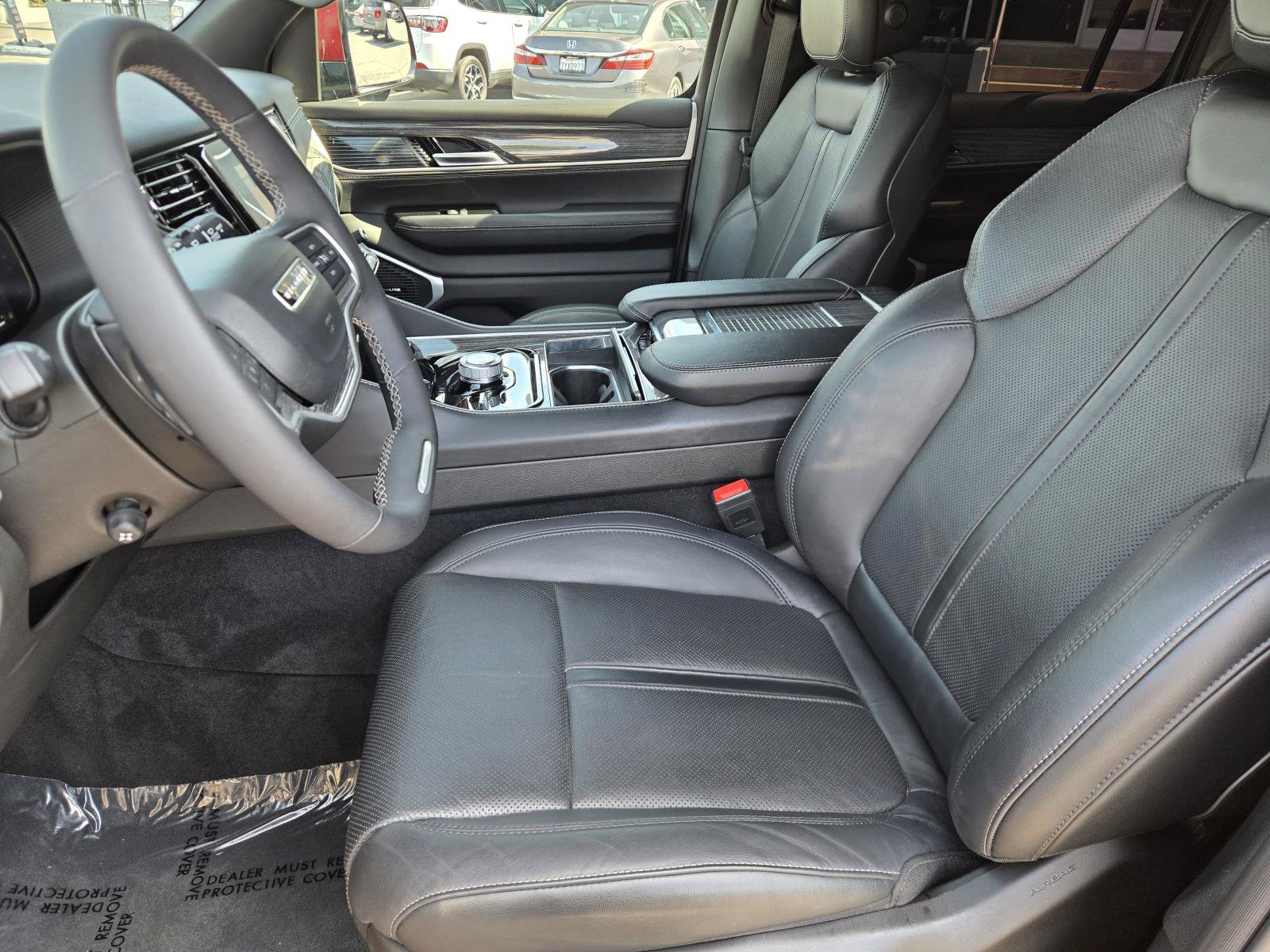 Certified 2022 Jeep Wagoneer Series II AWD/4WD image 20