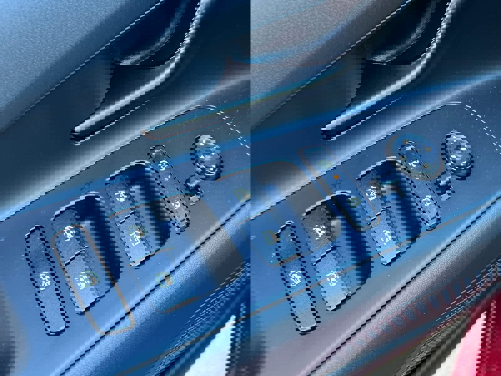 New 2025 Hyundai Elantra Sport image 14