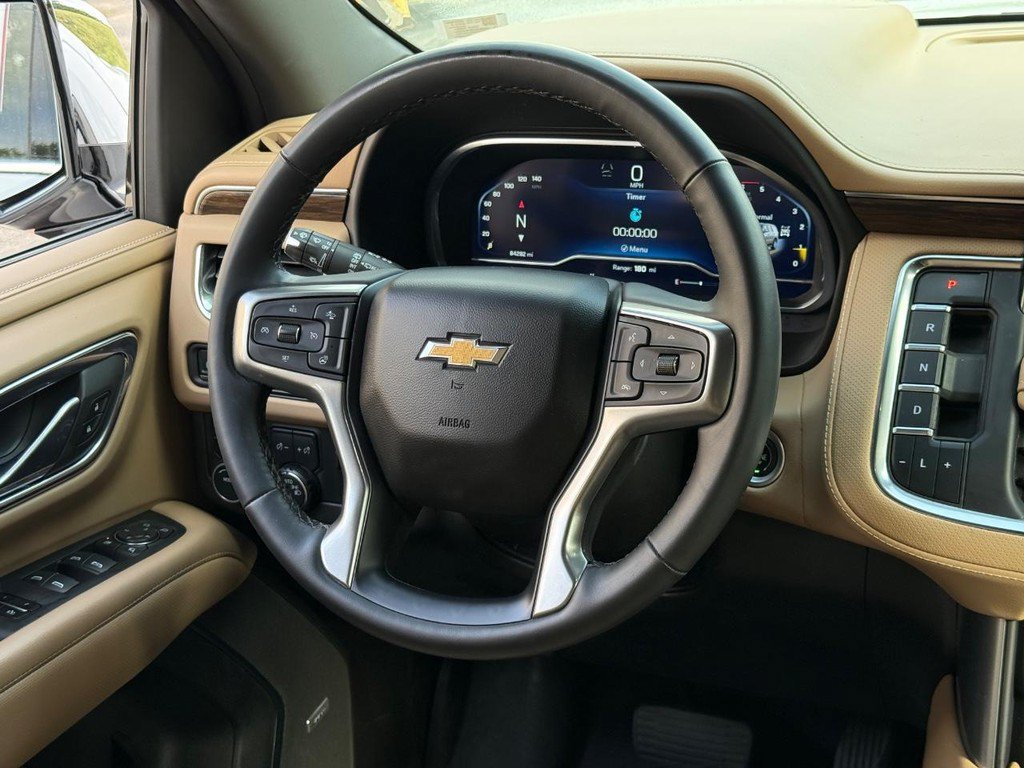 Used 2023 Chevrolet Tahoe Premier AWD/4WD image 13