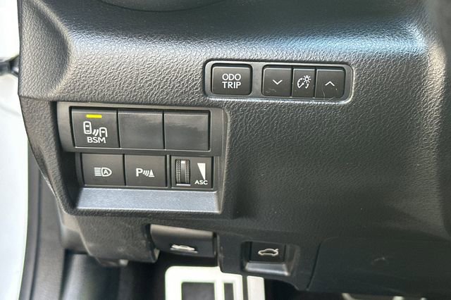 Used 2024 Lexus RC 350 F Sport image 32