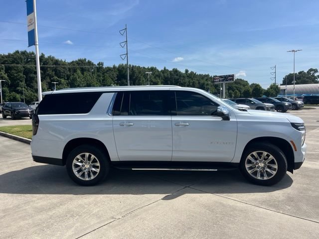 Used 2026 Chevrolet Suburban Premier w/ Sun And Tow Package RWD image 9