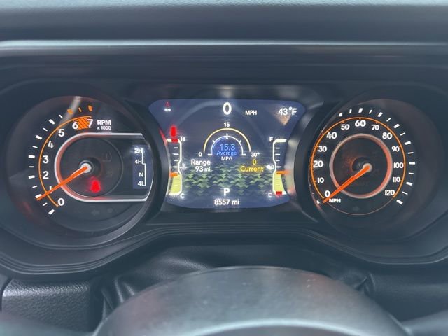 Used 2024 Jeep Wrangler Sahara image 29