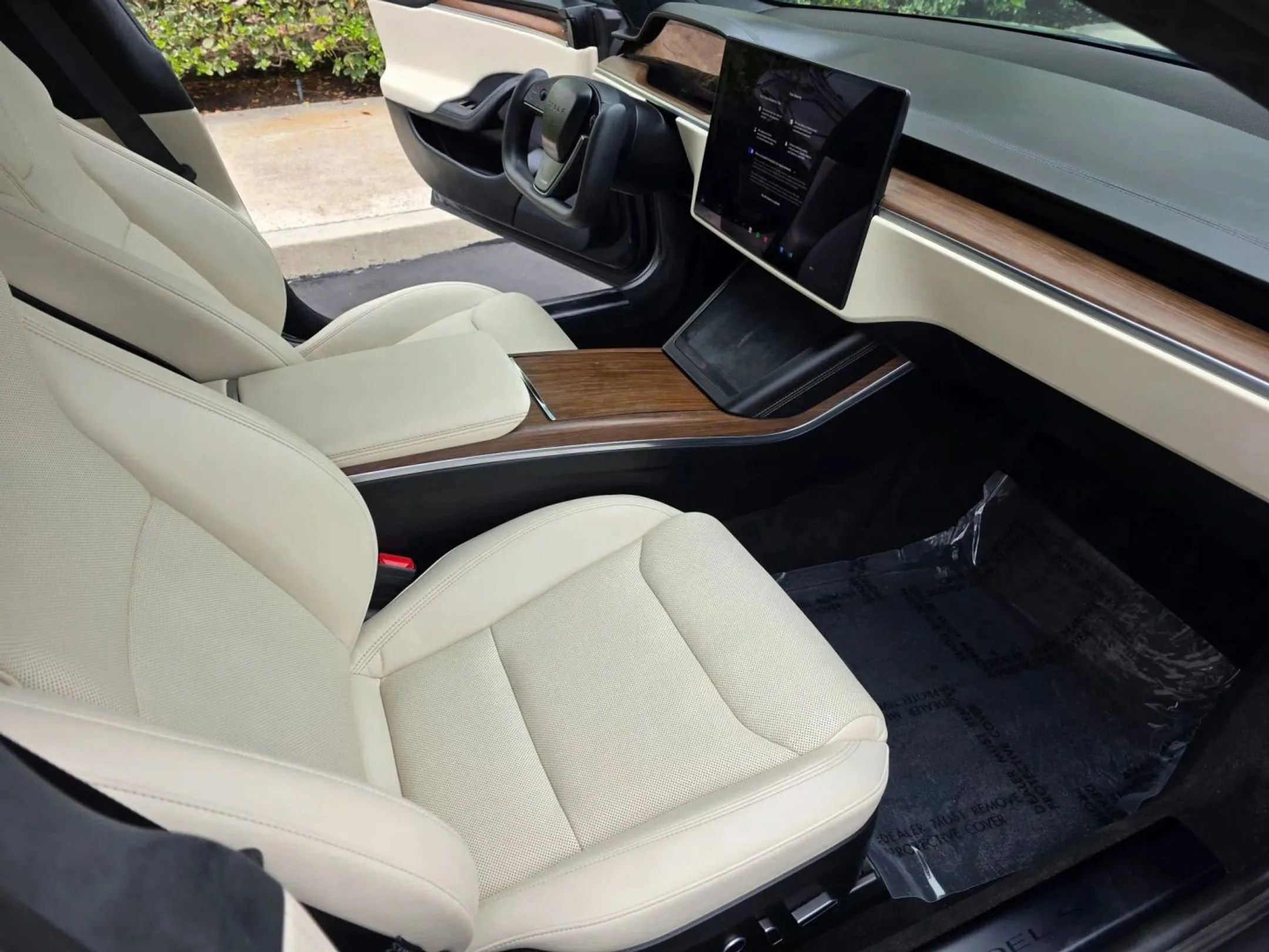 Used 2023 Tesla Model S AWD/4WD image 19