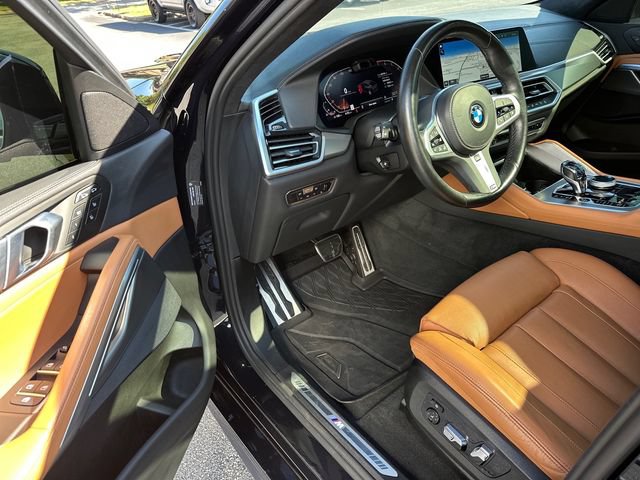 Used 2022 BMW X6 xDrive40i w/ Executive Package AWD/4WD image 11