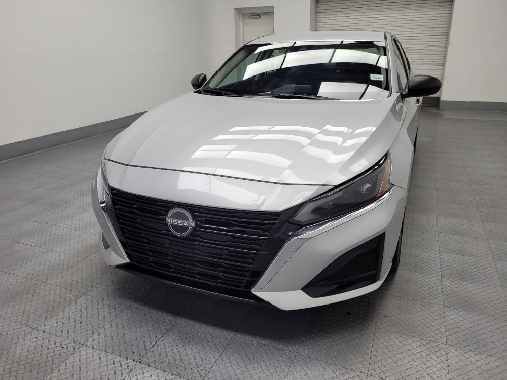 Used 2024 Nissan Altima 2.5 SV image 15