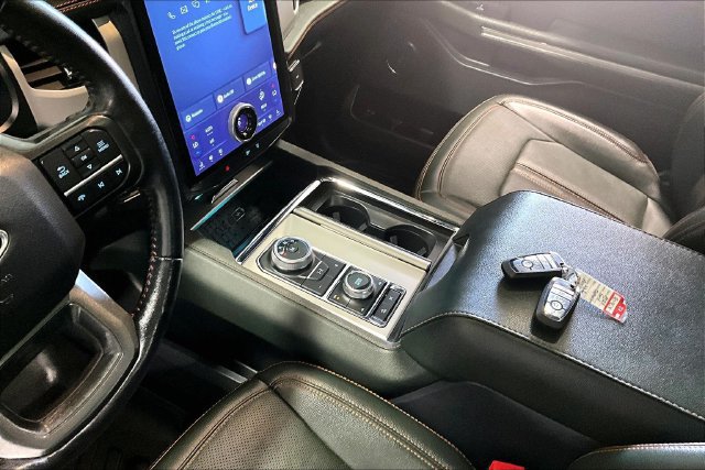 Used 2022 Ford Expedition Timberline AWD/4WD image 18