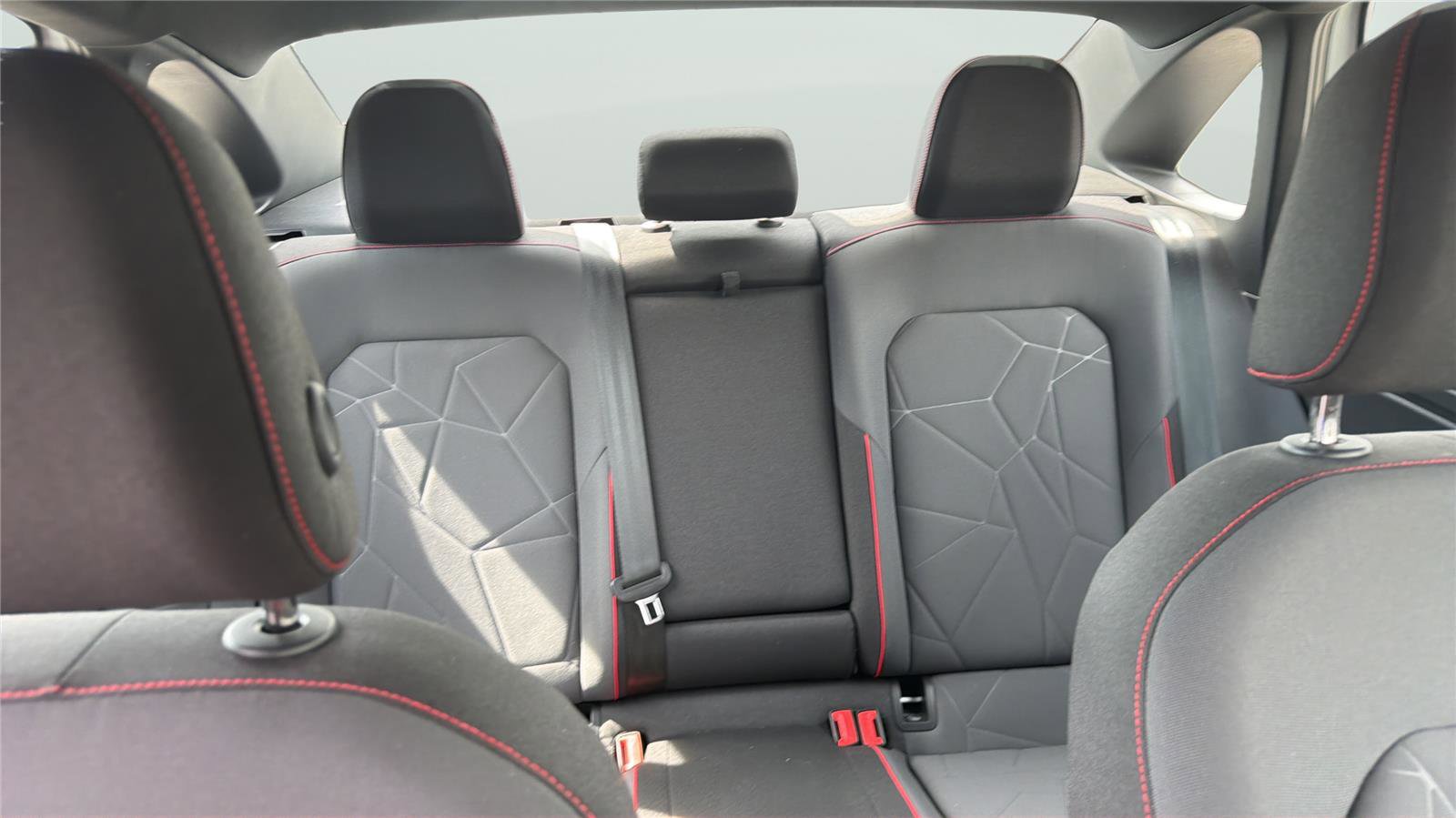 Used 2024 Volkswagen Jetta GLI 40th Anniversary Edition FWD image 13