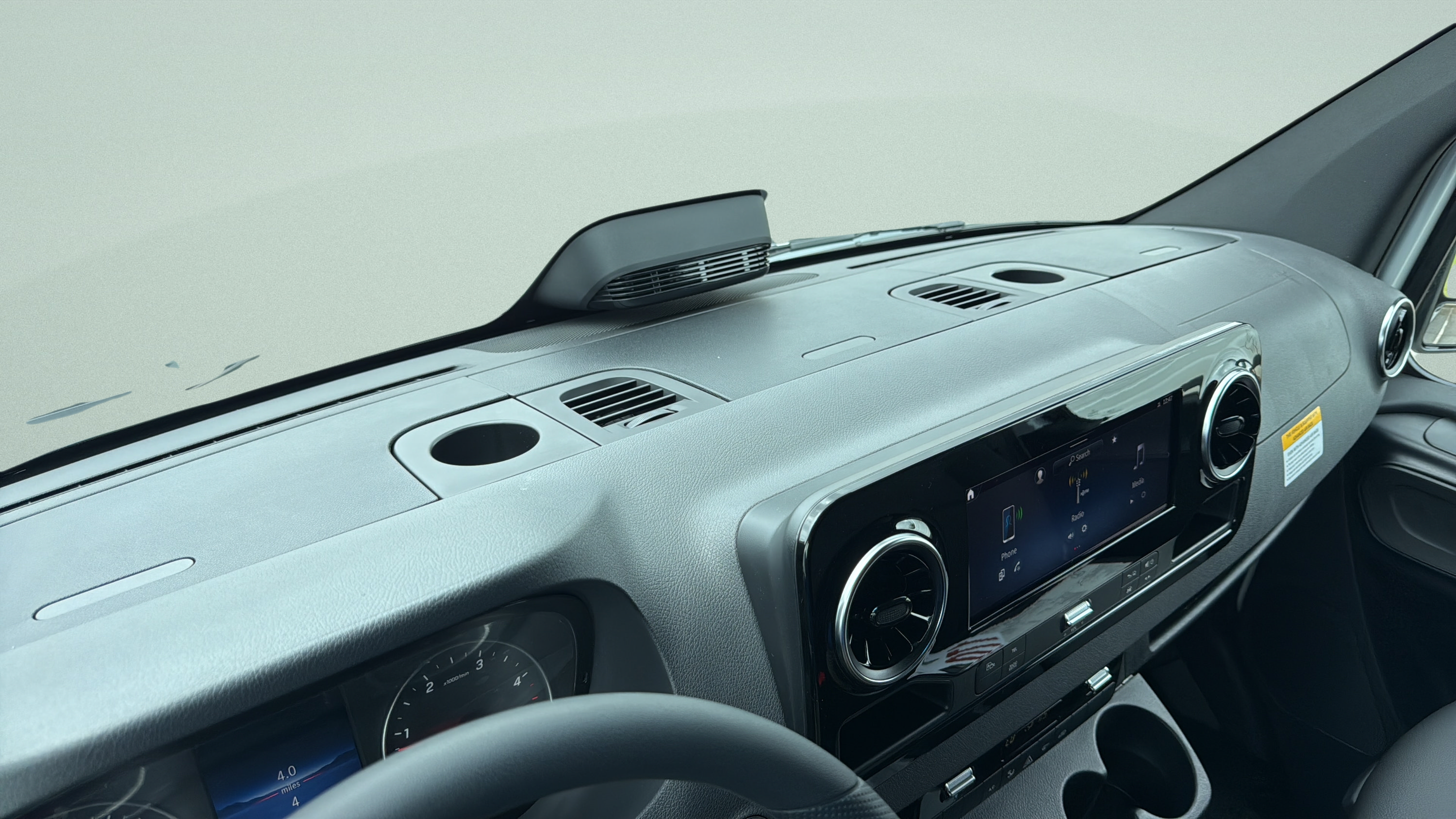 New 2026 Mercedes-Benz Sprinter 2500 image 32