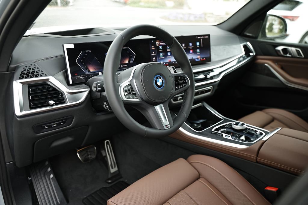 New 2026 BMW X5 xDrive50e w/ Executive Package image 20
