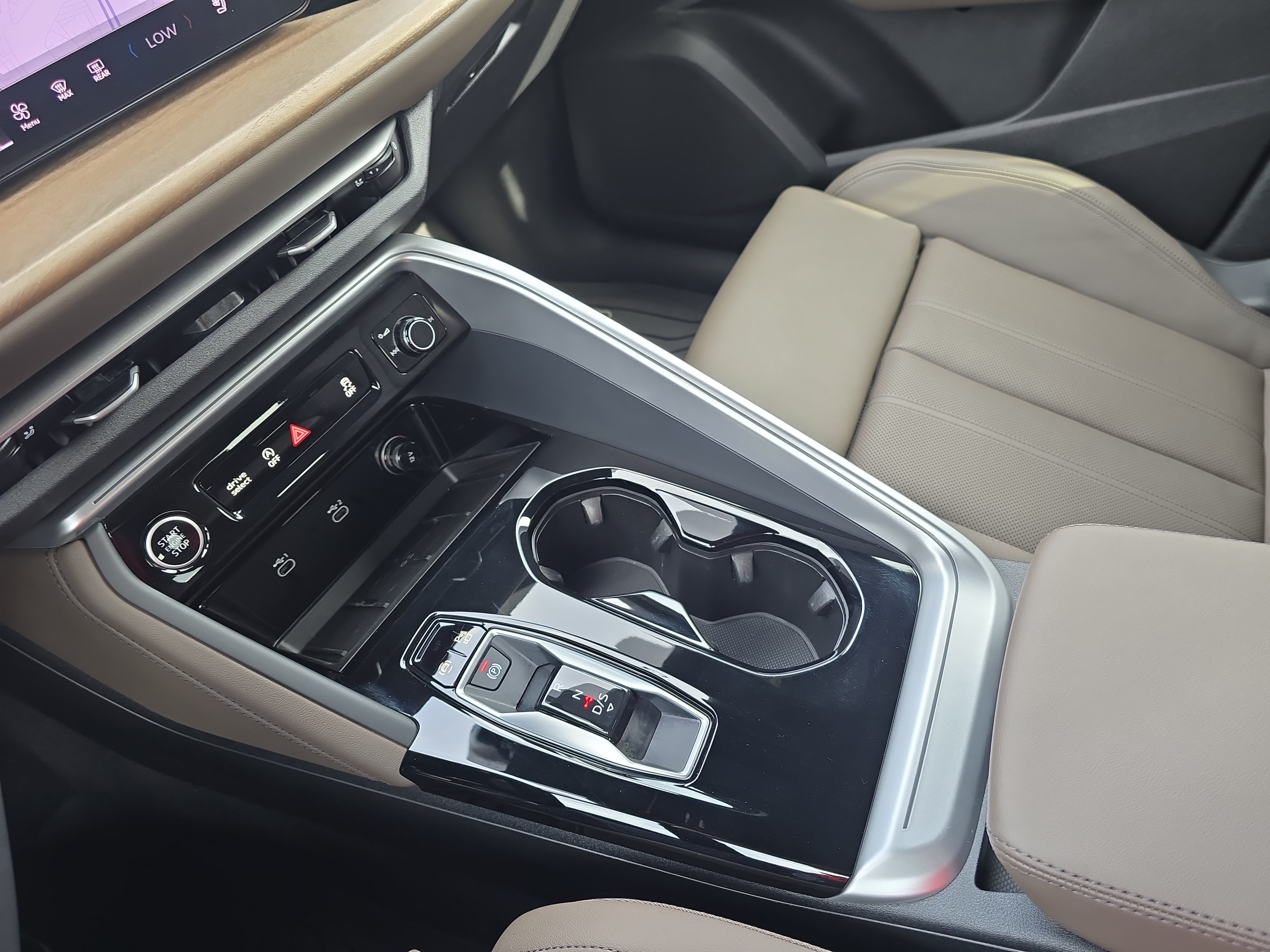 Certified 2025 Audi Q5 Prestige AWD/4WD image 25