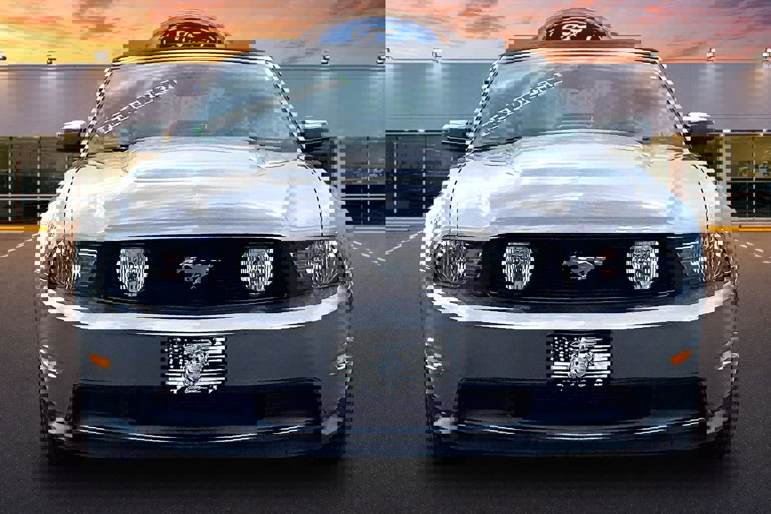 Used 2011 Ford Mustang GT Premium w/ Comfort Pkg RWD image 3