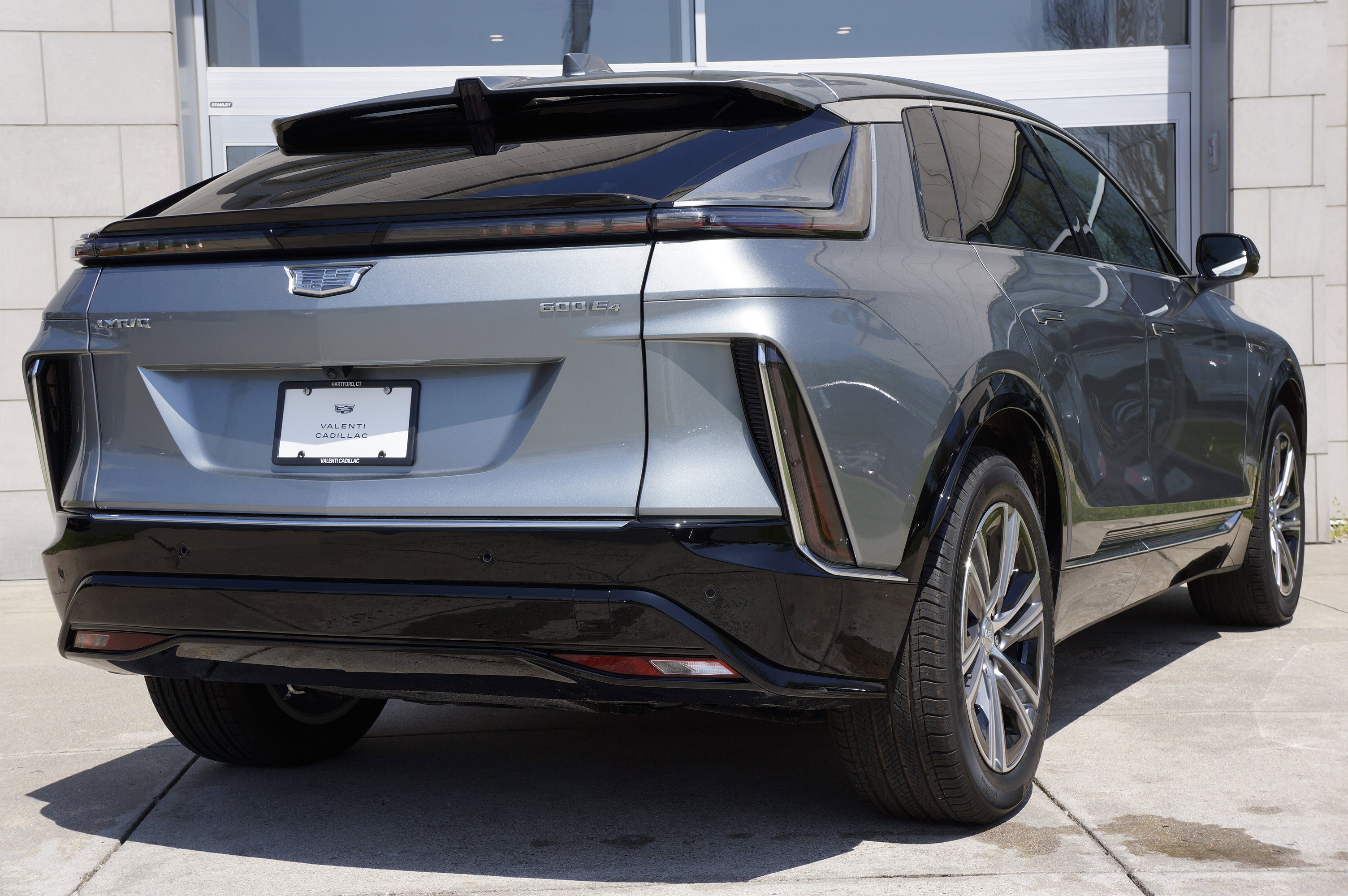 Used 2024 Cadillac Lyriq Tech image 5