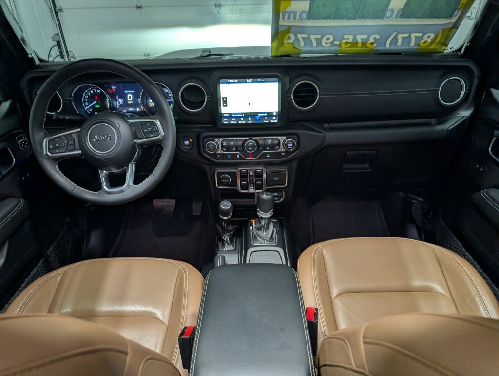 Used 2023 Jeep Wrangler Unlimited Sahara w/ Cold Weather Group AWD/4WD image 12