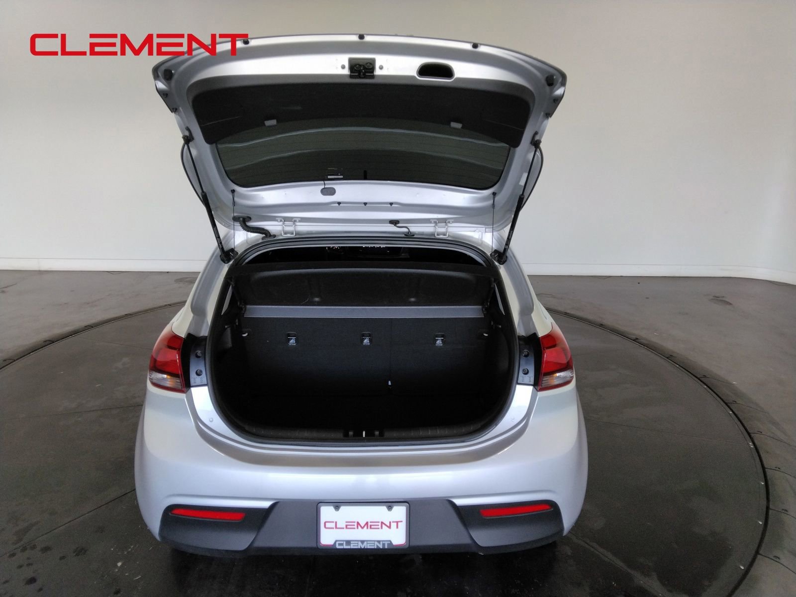 Used 2023 Kia Rio S w/ Technology Package image 9