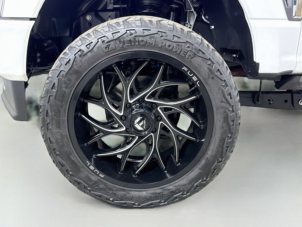 Used 2023 Ford F350 Platinum w/ FX4 Off-Road Package AWD/4WD image 34