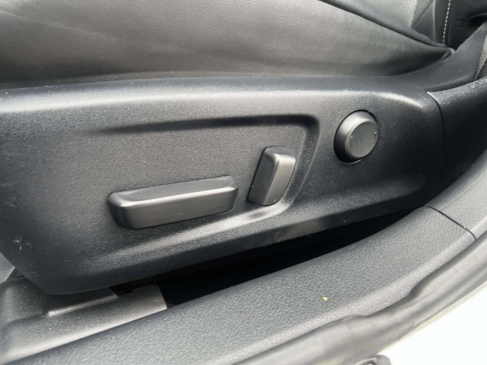 Used 2020 Lexus IS 350 F Sport w/ F Sport Package image 14