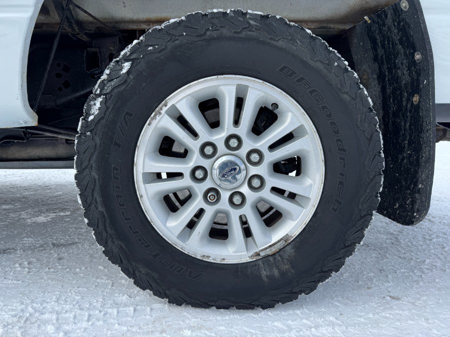 Used 2014 Ford F150 XLT w/ Equipment Group 301A Mid image 13