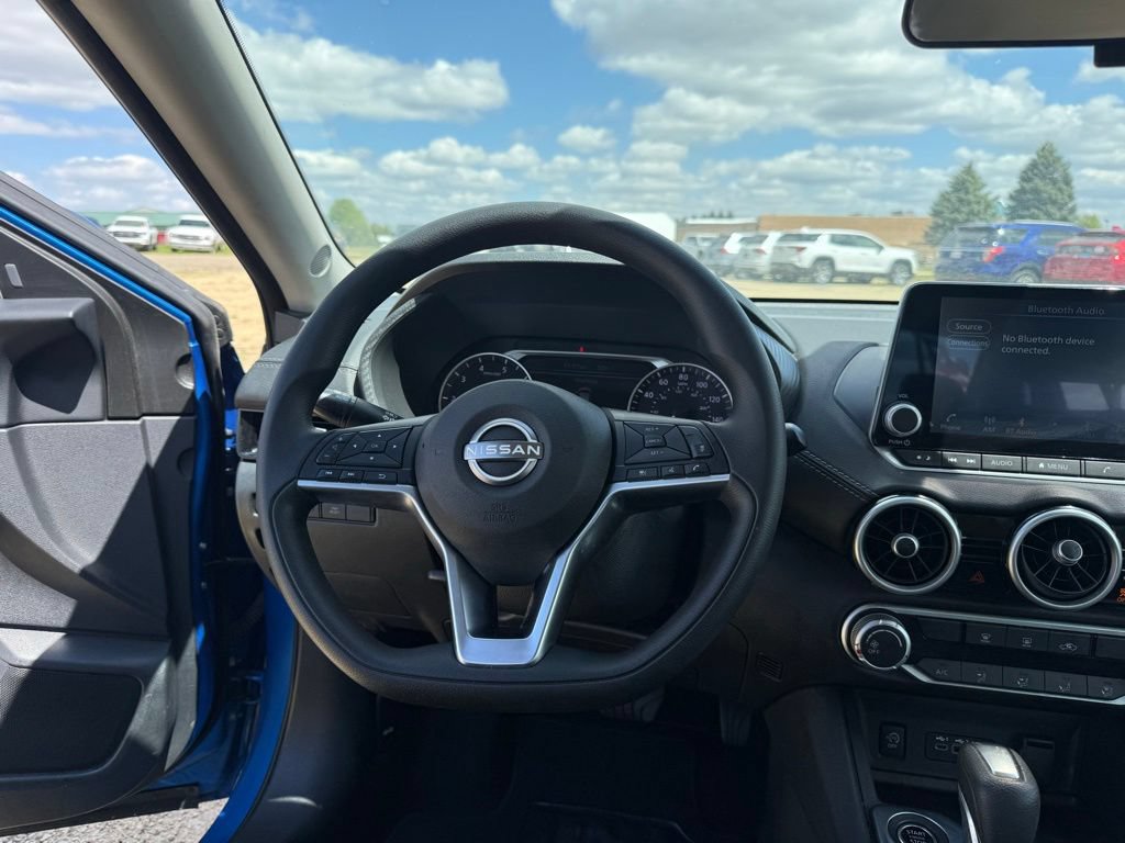 Used 2025 Nissan Sentra SV FWD image 39