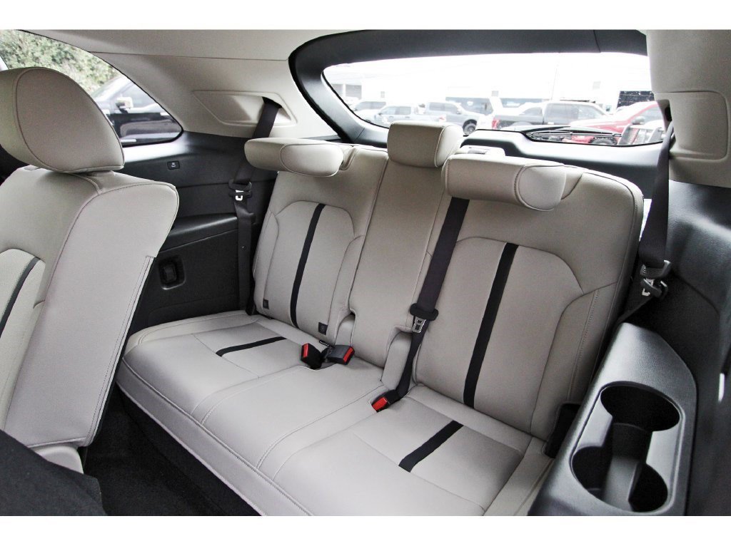 Certified 2026 MAZDA CX-90 3.3 Turbo w/ Preferred Package AWD/4WD image 9