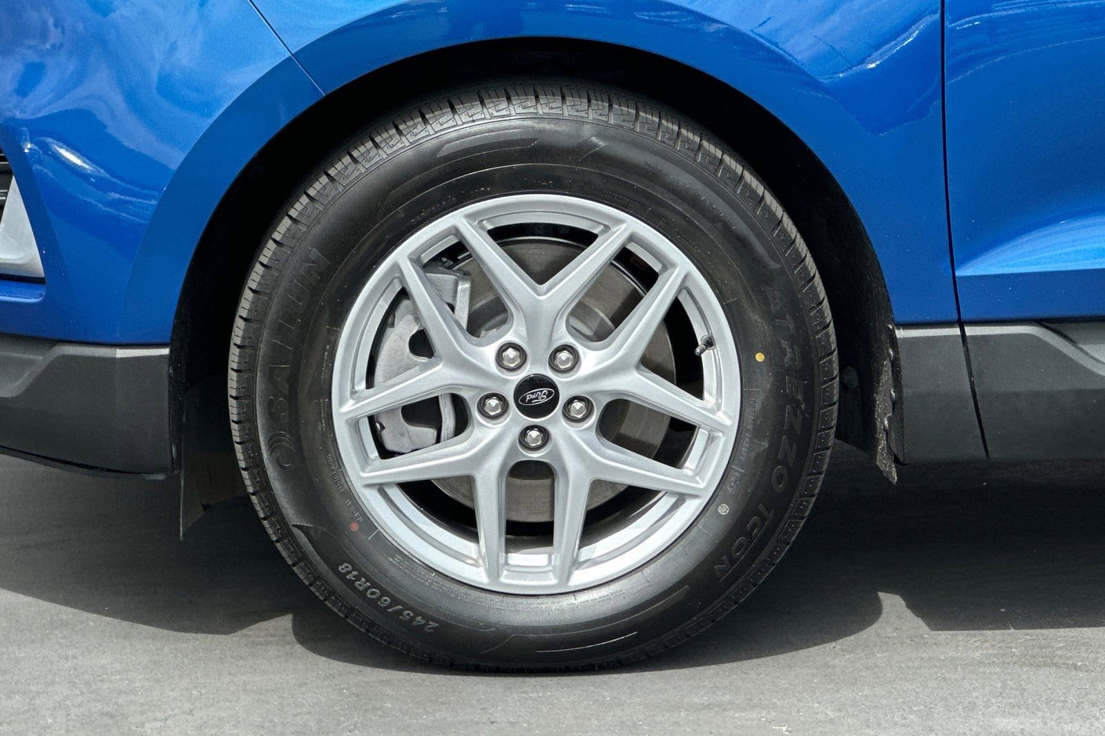 Certified 2024 Ford Edge SEL image 28