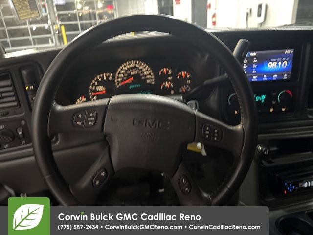 Used 2005 GMC Sierra 2500 SLE w/ Skid Plate Package image 18