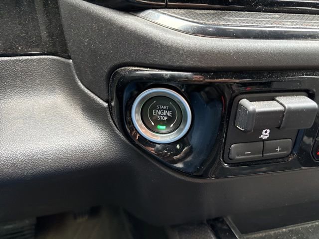 Used 2022 Chevrolet Silverado 1500 ZR2 image 22