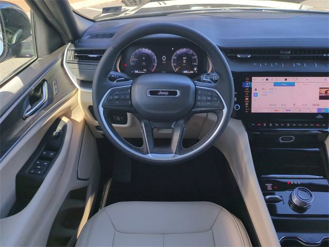 New 2026 Jeep Grand Cherokee Limited image 16