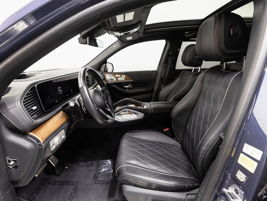 Used 2024 Mercedes-Benz Maybach GLS 600 4MATIC image 8