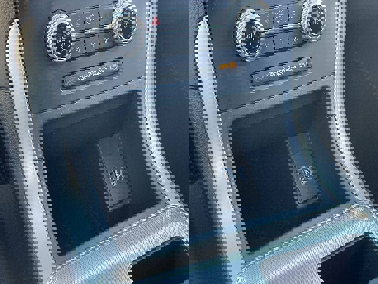 Used 2022 Ford Edge SEL w/ Convenience Package image 27