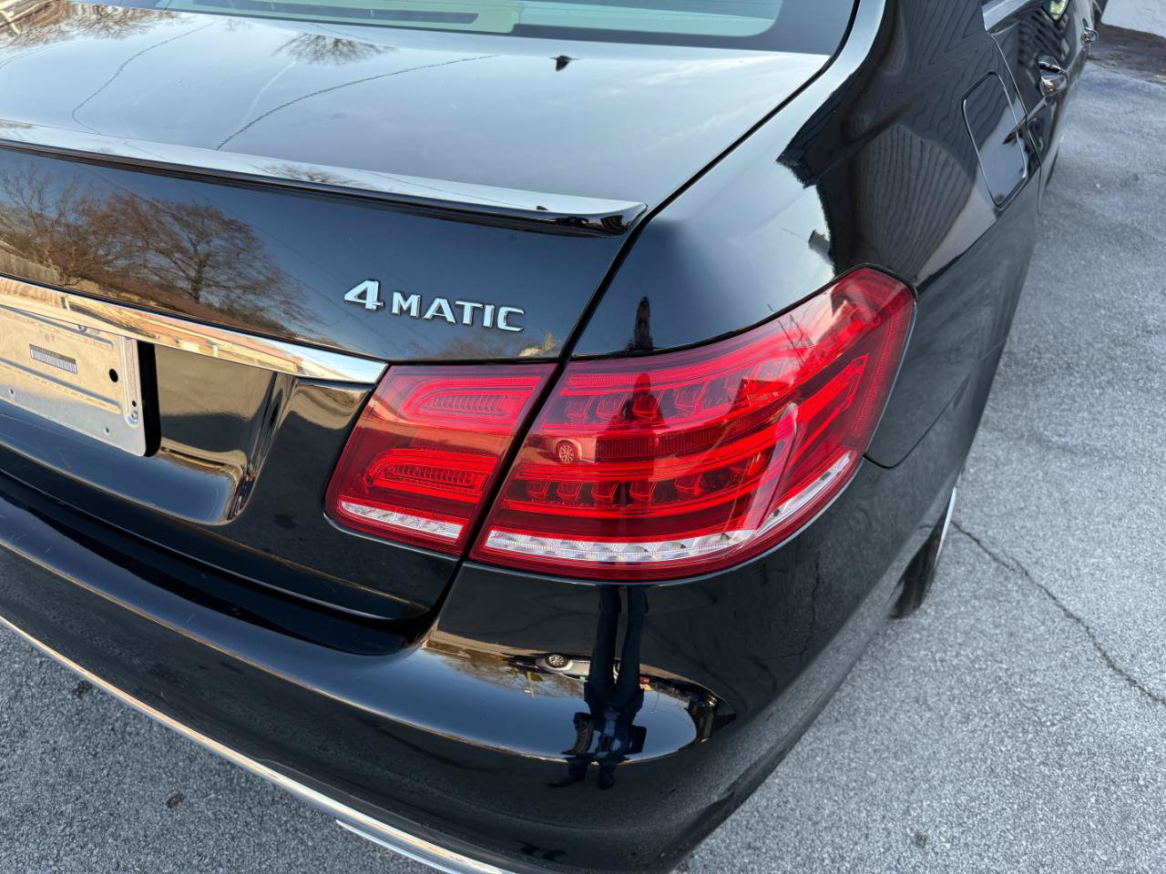 Used 2014 Mercedes-Benz E 350 4MATIC Sedan image 46