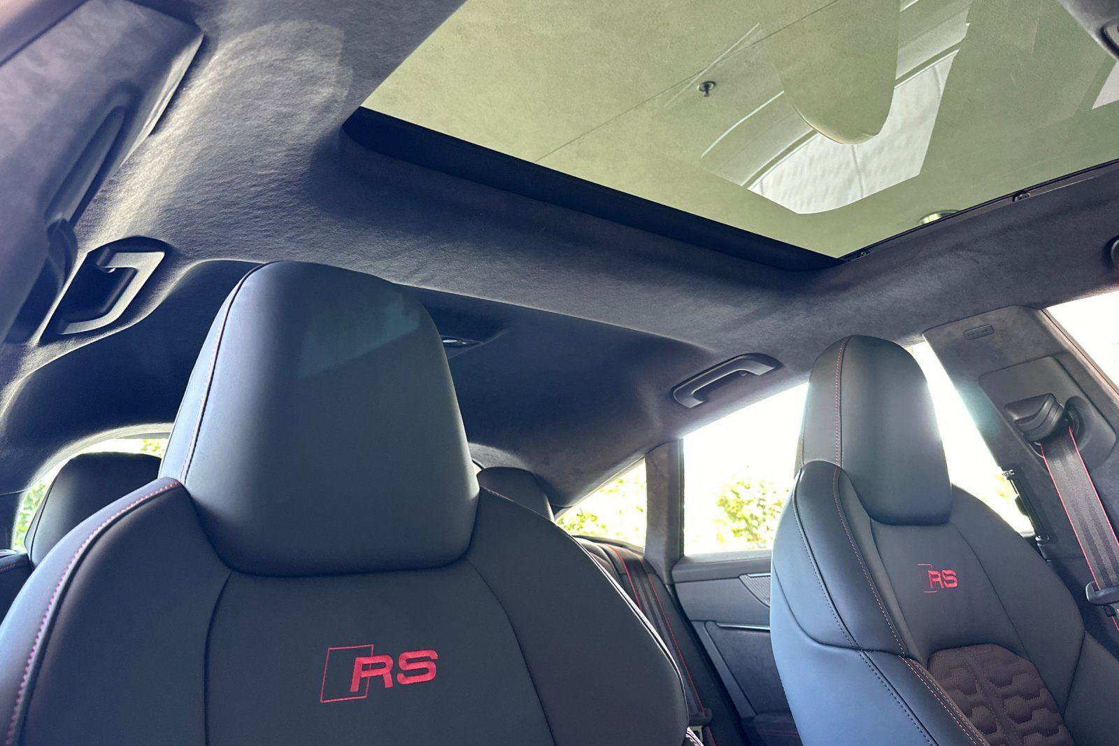 New 2026 Audi RS 7 Performance image 15