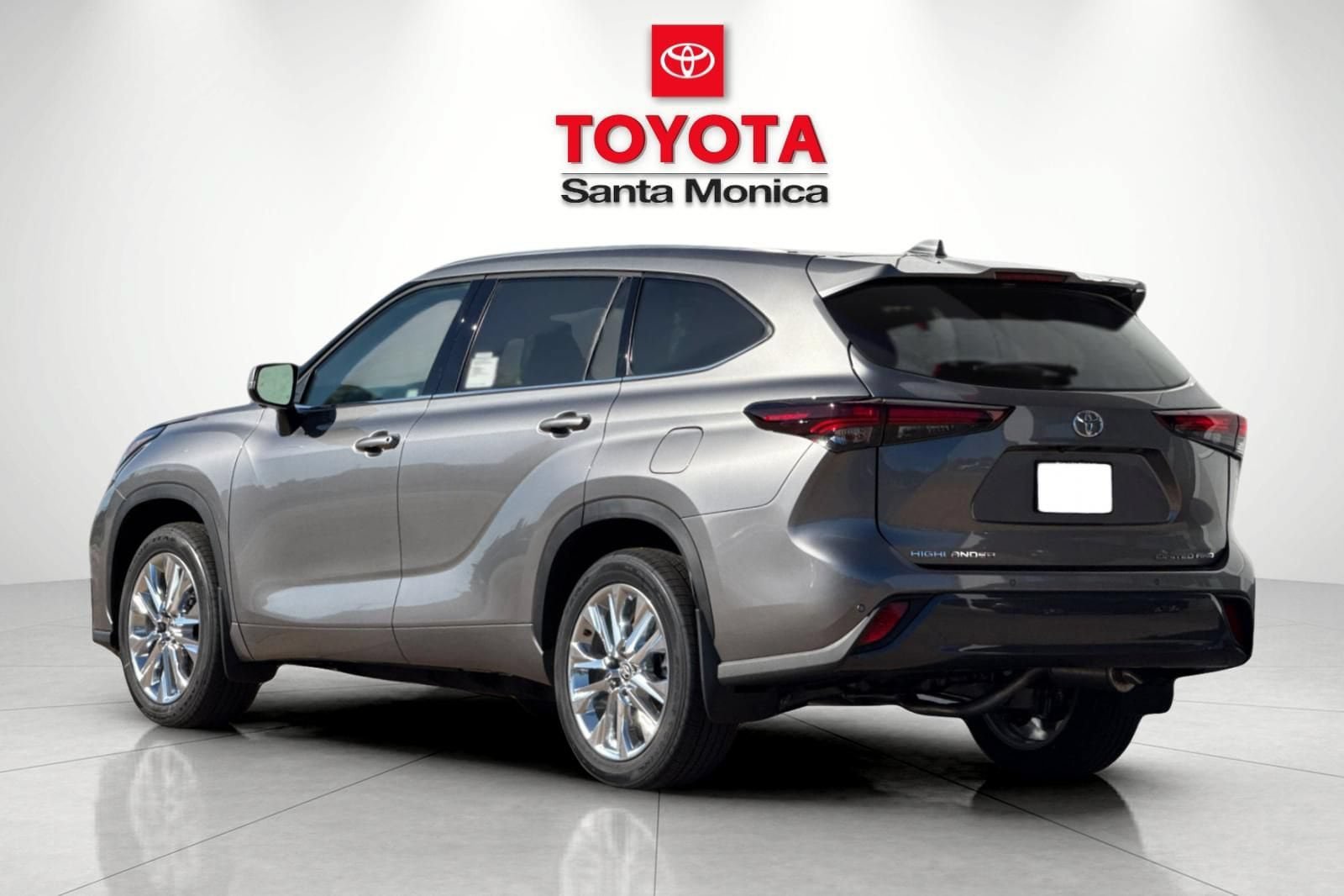 New 2026 Toyota Highlander Limited AWD/4WD image 5