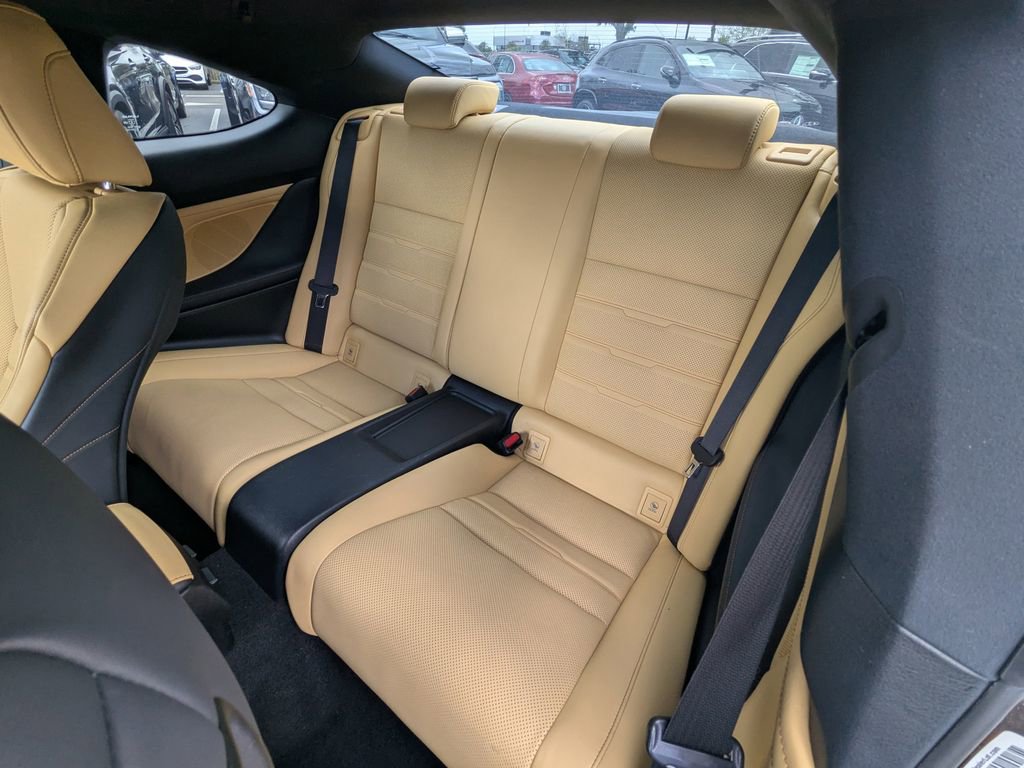 Used 2016 Lexus RC 350 RWD image 2